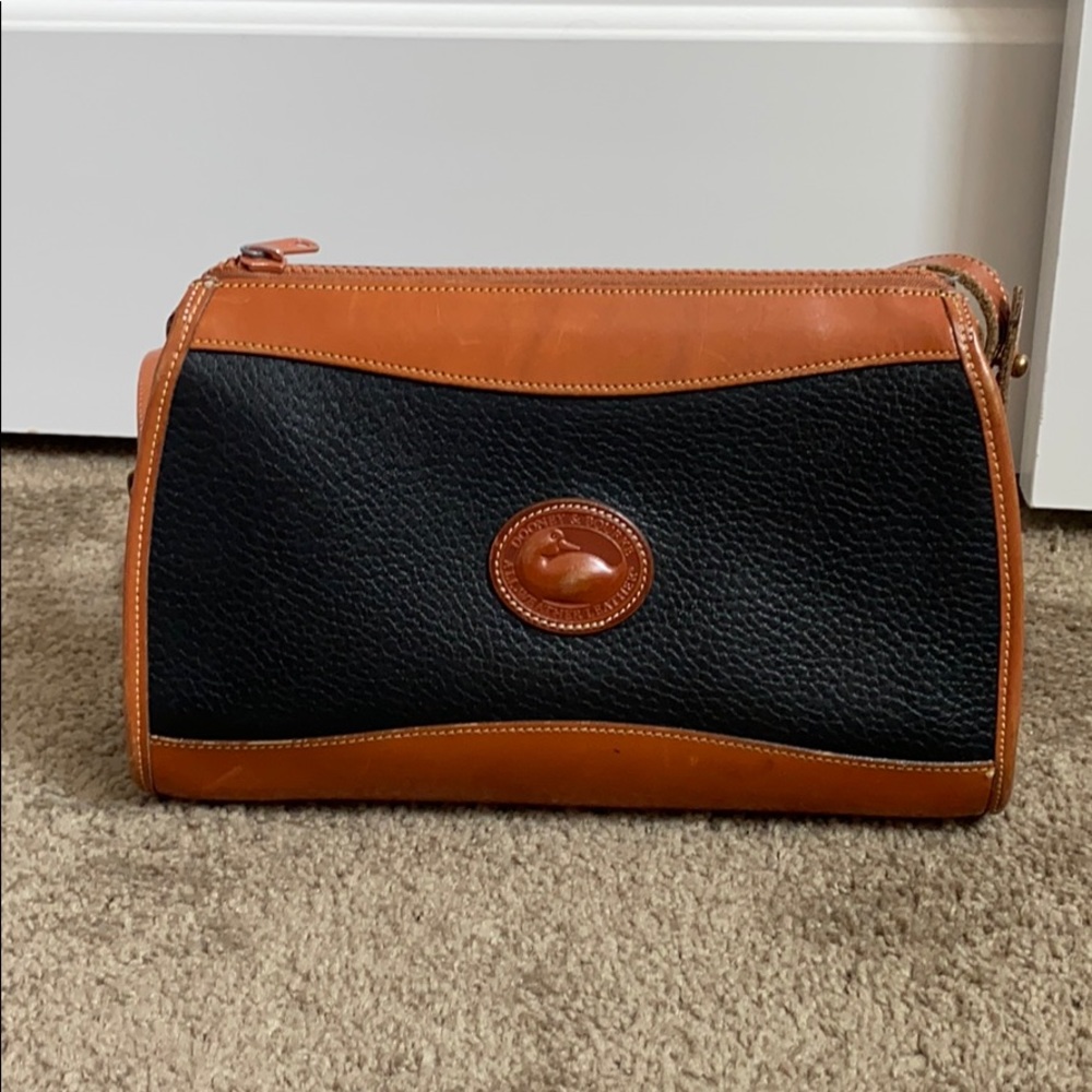 Dooney Bourke crossbody shoulder bag